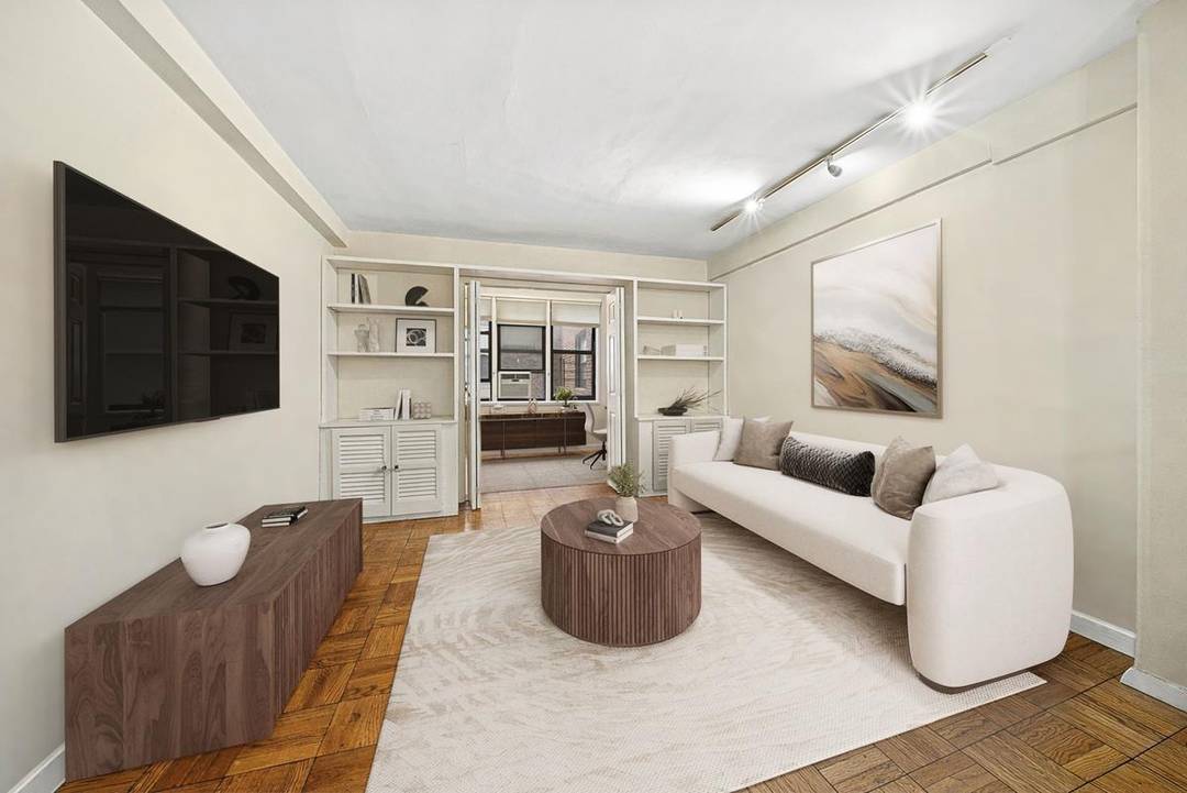 Price Improvement Spacious, Quiet One Bedroom with Investor FlexibilityA compelling opportunity for both end users and investors.