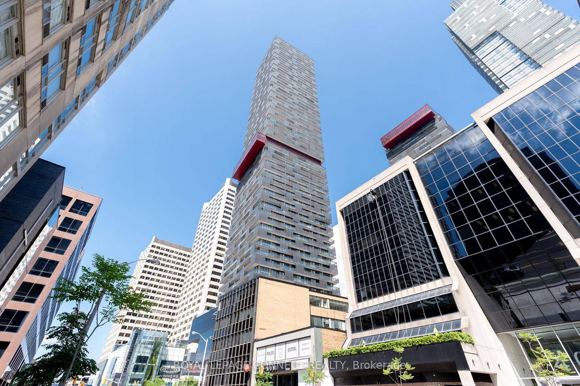 Live At The Middle Town Of Yonge amp ; Eglinton In This Luxurious Building with 2 Bedroom, 2 Bathroom corner Unit 692 sf, Featuring 9 Ft high Ceilings, Floor To ...