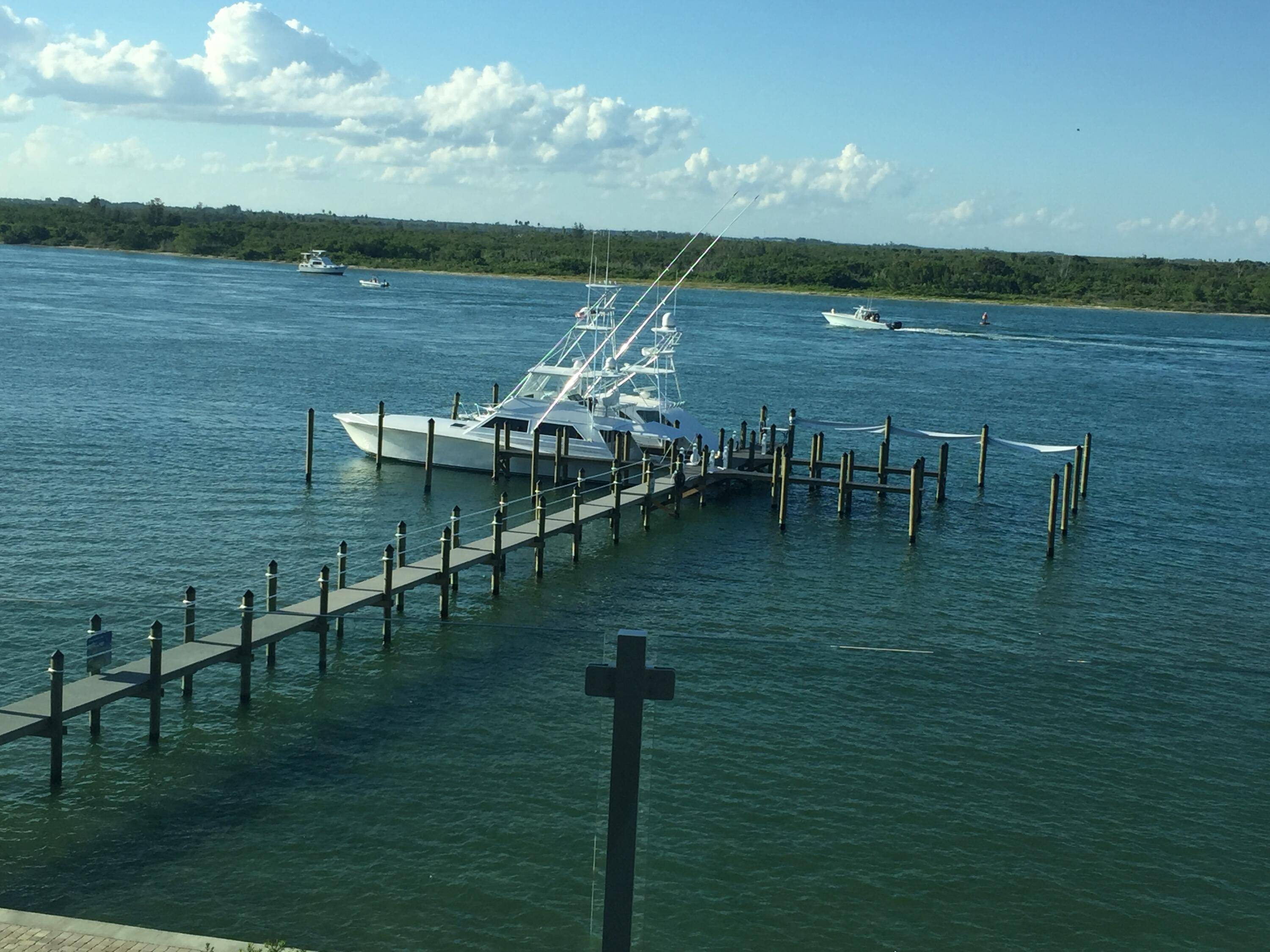 Inlet Palms is boater's paradise with spectacular views from every floors, a private dock in your back yard minutes from the ocean.