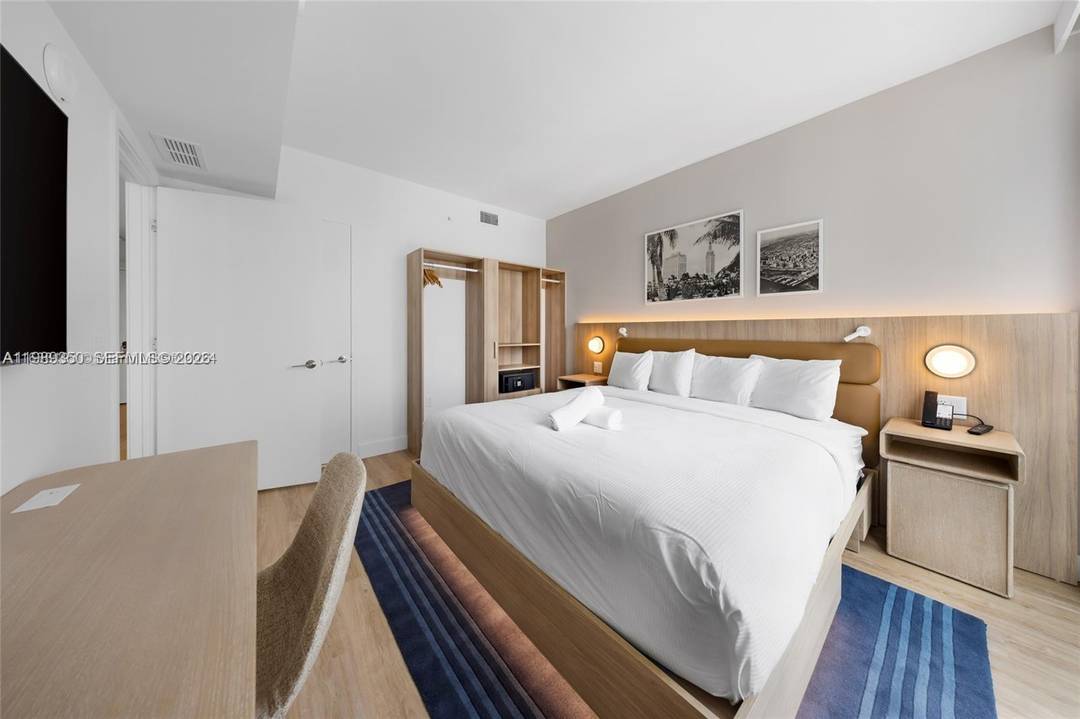 Gale Miami Hotel amp ; Residences offers luxurious Hotel Condo Units from Studios to 2 bedroom, 2 bathroom units with stunning Biscayne Bay and skyline views.