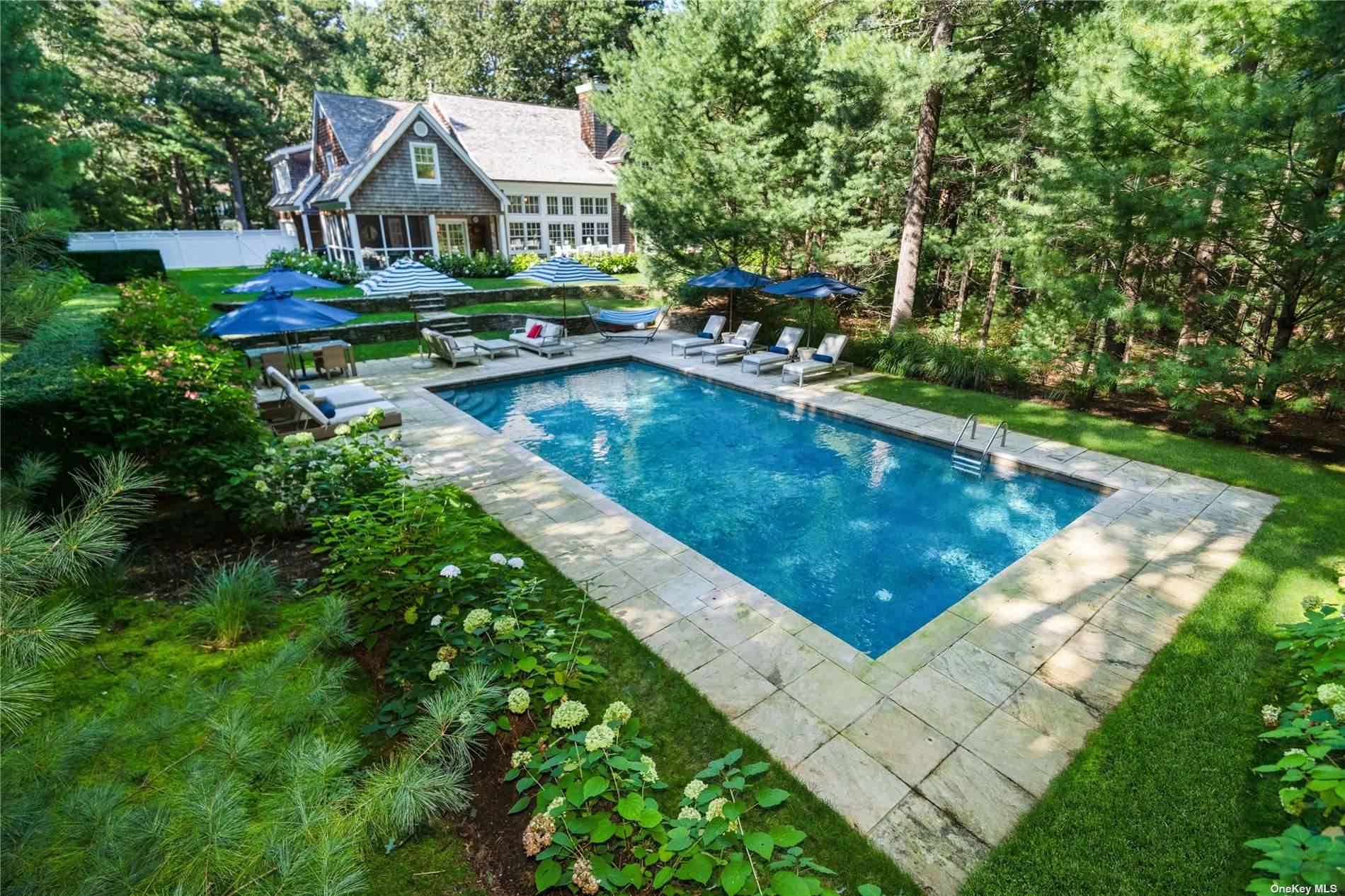 3 Old Pine Drive, East Hampton NY 11937