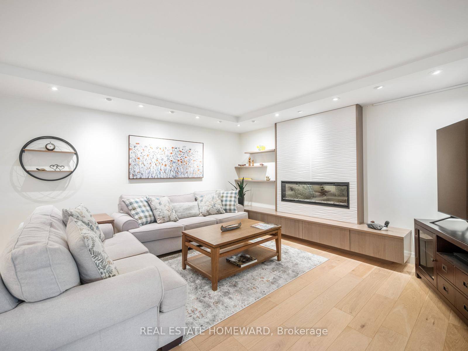 In the sought after Gates of Guildwood this Avonmore model has been completely transformed !