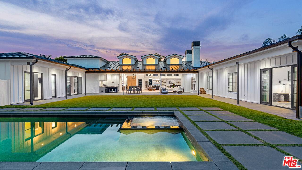 6530   Zuma View Pl 4BR Malibu La