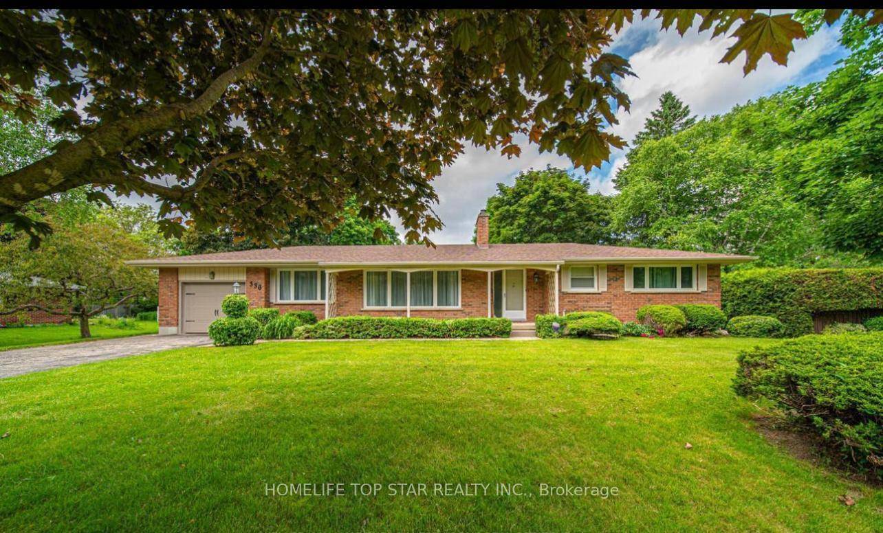 The spacious, Gorgeous and Charming ranch style 3 1 bedroom all Brick Bungalow on Large 100X166 private lot nearby Ontario Tech Univ amp ; Durham College Oshawa, Entire Property for ...