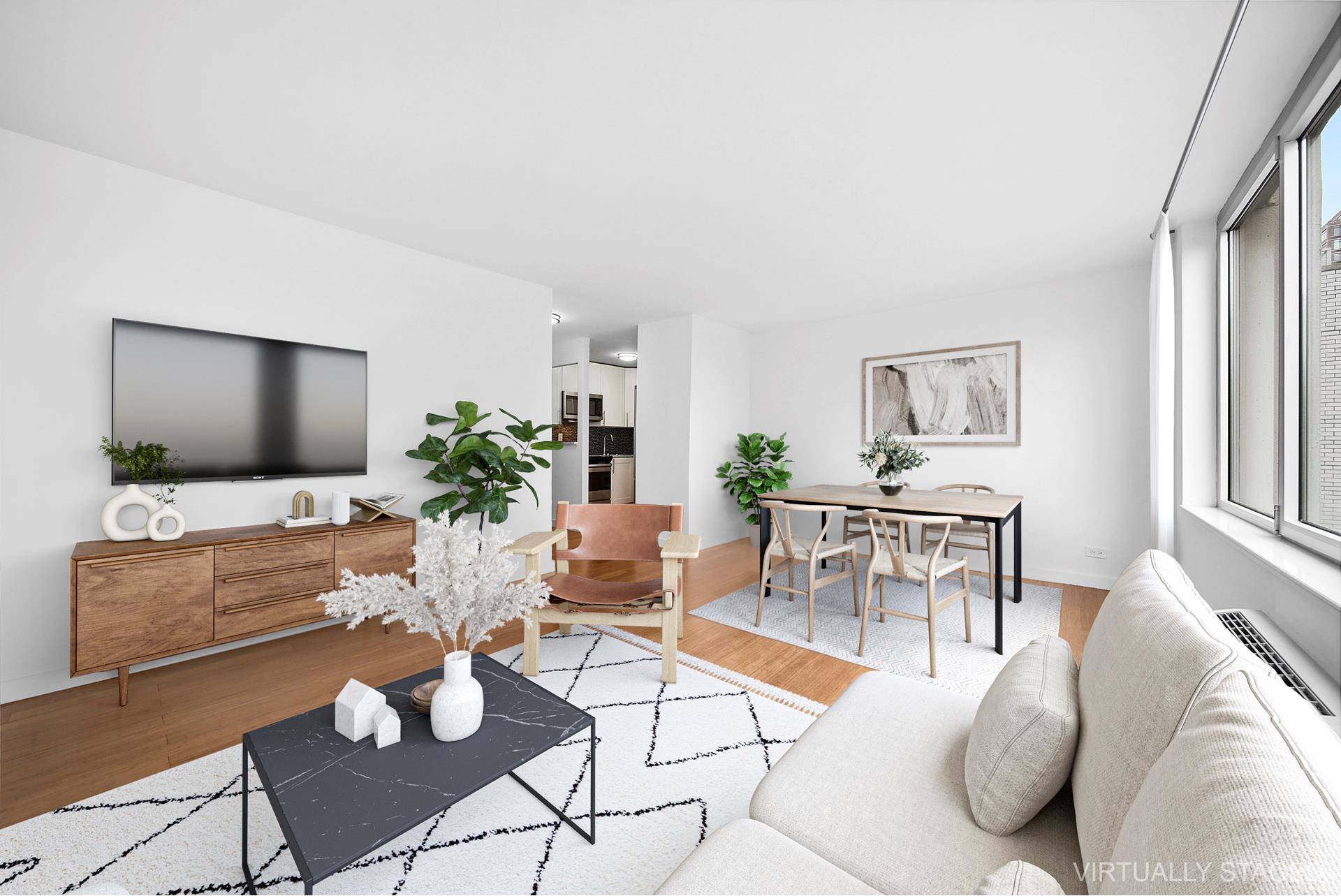 Sky High Style in the Heart of the Upper East Side XXX MINT, RENOVATED, NEW WINDOWS, amp ; QUINTESSENTIAL SOUTHERN CITY VIEWS INCLUDING THE CHRYSLER BUILDING !