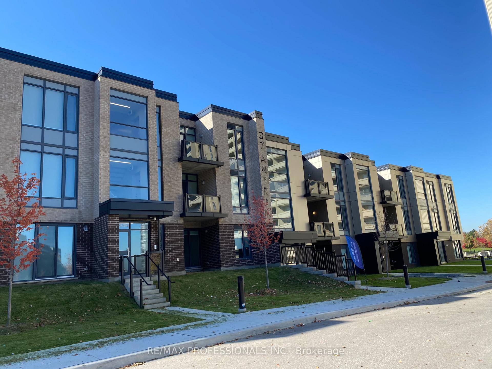 Welcome to 37 Antrim Crescent rental suites !
