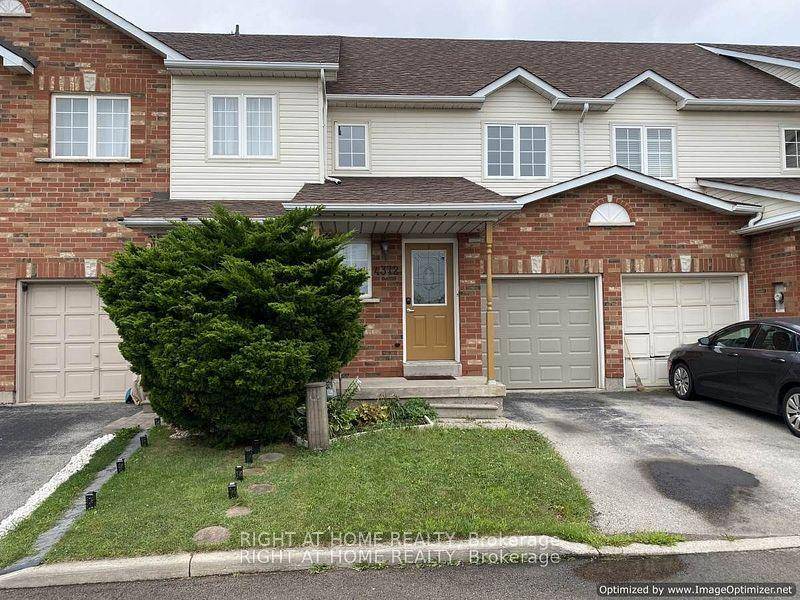 Townhome with Finished Basement Fenced And Private Backyard Laminates Throughout Walking Distance To Appleby GO Station Close to QEW Highway, Public Transit, Elementary amp ; Secondary Schools, Hospital, Community Centre, ...