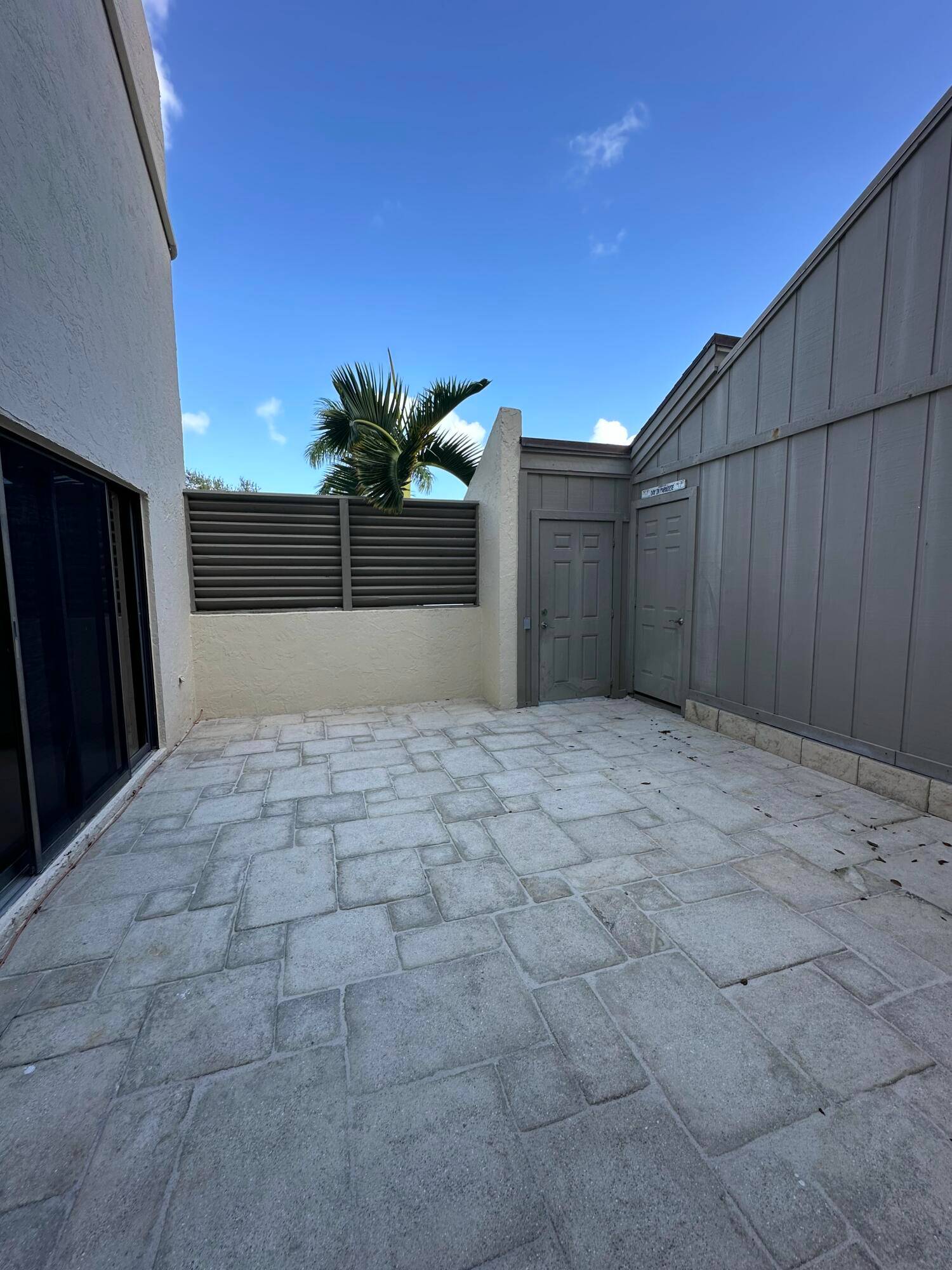 Discover this must see, fully renovated condo in the sought after Sea Lofters Community of Jupiter Ocean Racquet Club !