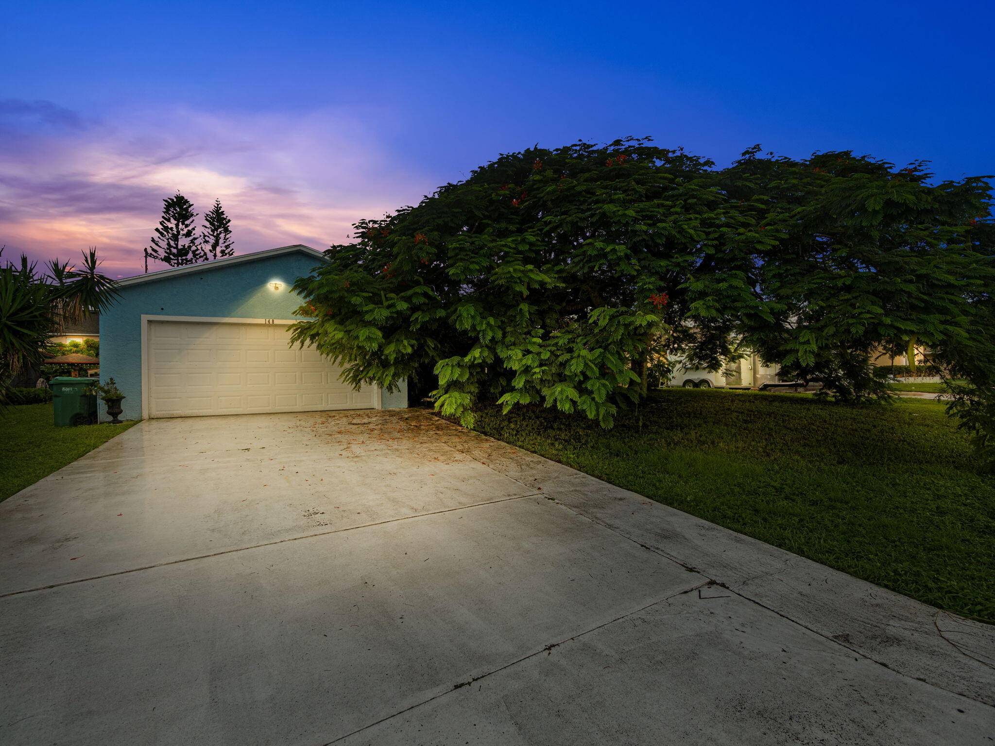 A PRIVATE POOL, a 2018 METAL ROOF, 3 bedrooms, 2 bathrooms and re done kitchen are all featured in this listing !