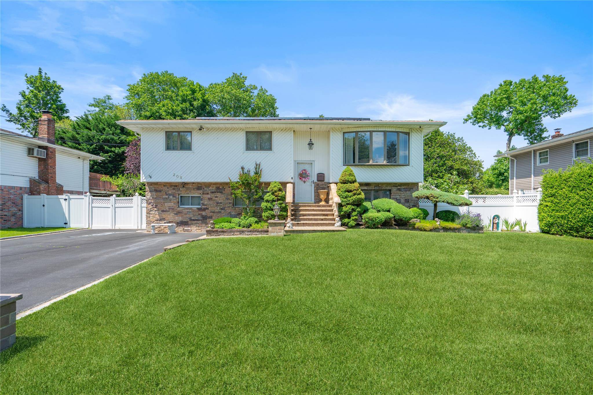 Welcome to this spacious and beautifully updated Hi Ranch home, offering the perfect blend of comfort, functionality, and style.
