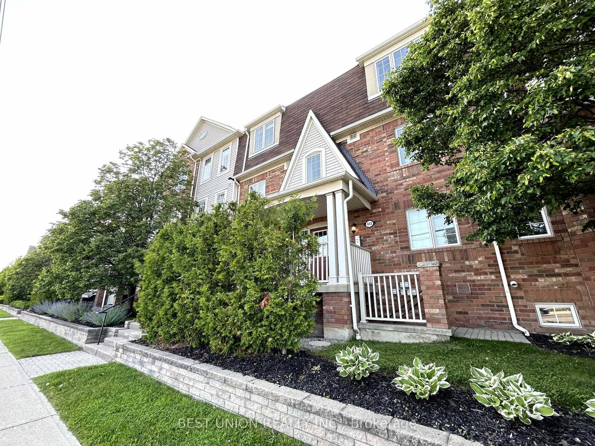 Experience unique living in one of Mississauga's most prestigious neighborhoods.