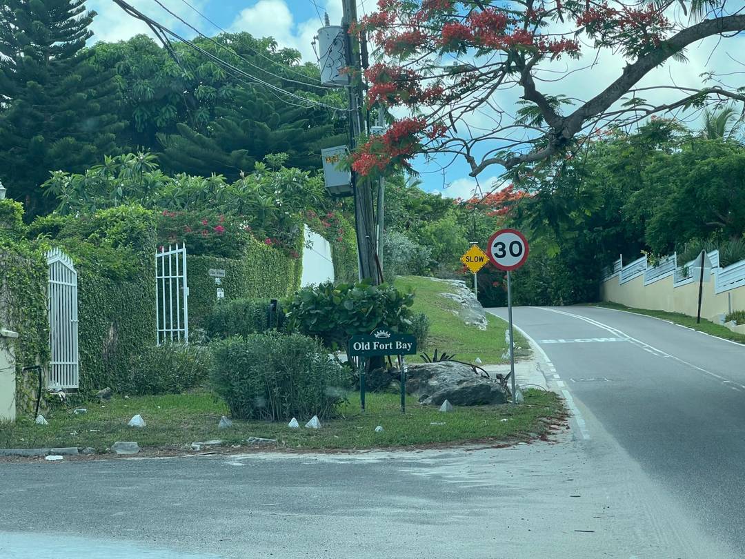 OLD FORT BAY LOT Land Old-Fort-Bay New-Providence