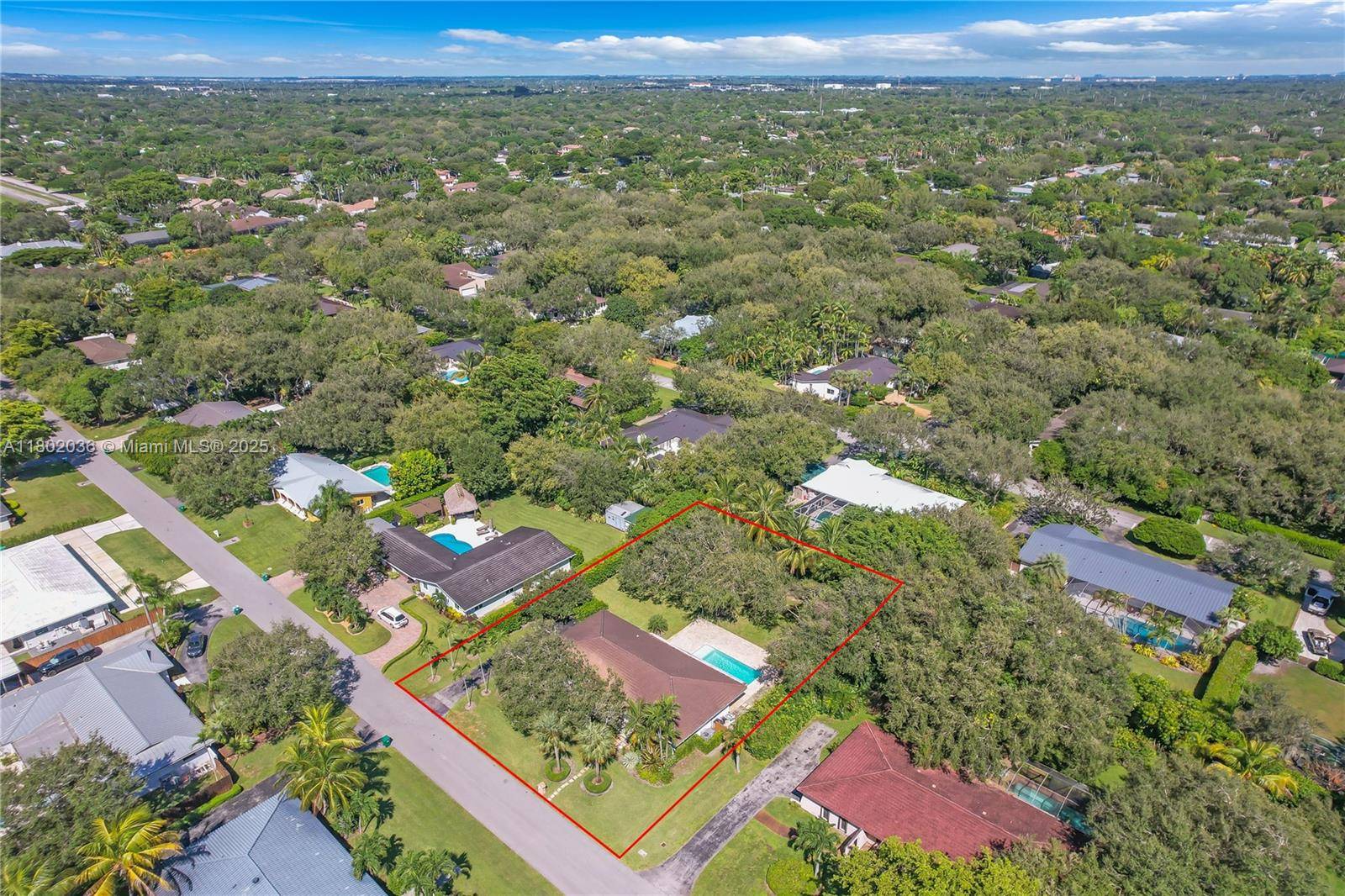 Located in prestigious Hillary Estates the most relaxing neighborhood in Palmetto Bay, Walking distance from Deering Estate Peoples dock this stunning single family home boasts luxurious features and meticulous attention ...