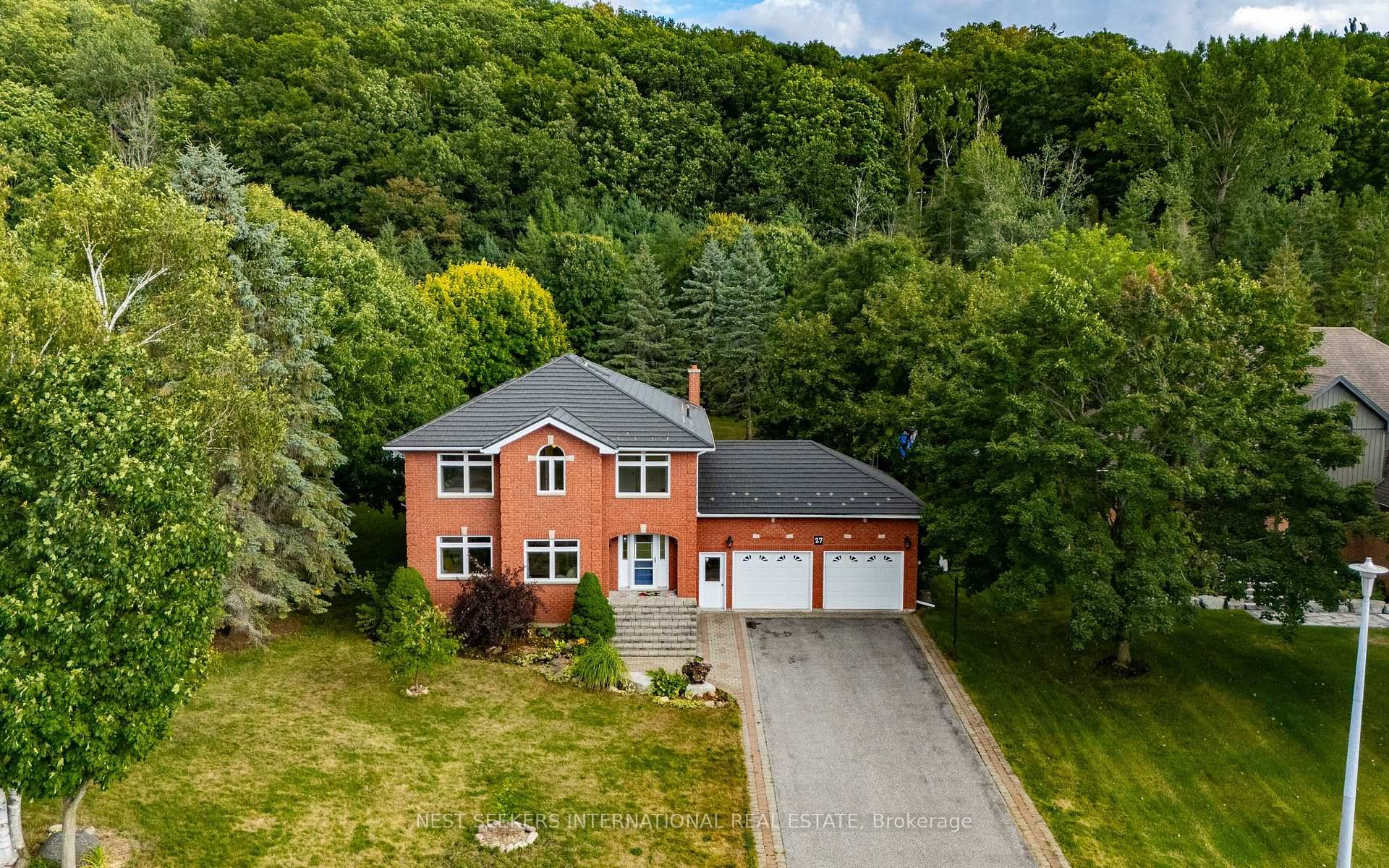 Magnificent custom built home on one of the largest lots in the neighbourhood, backing directly onto Snow Valley for year round recreation ski, hike, bike amp ; tube from your ...
