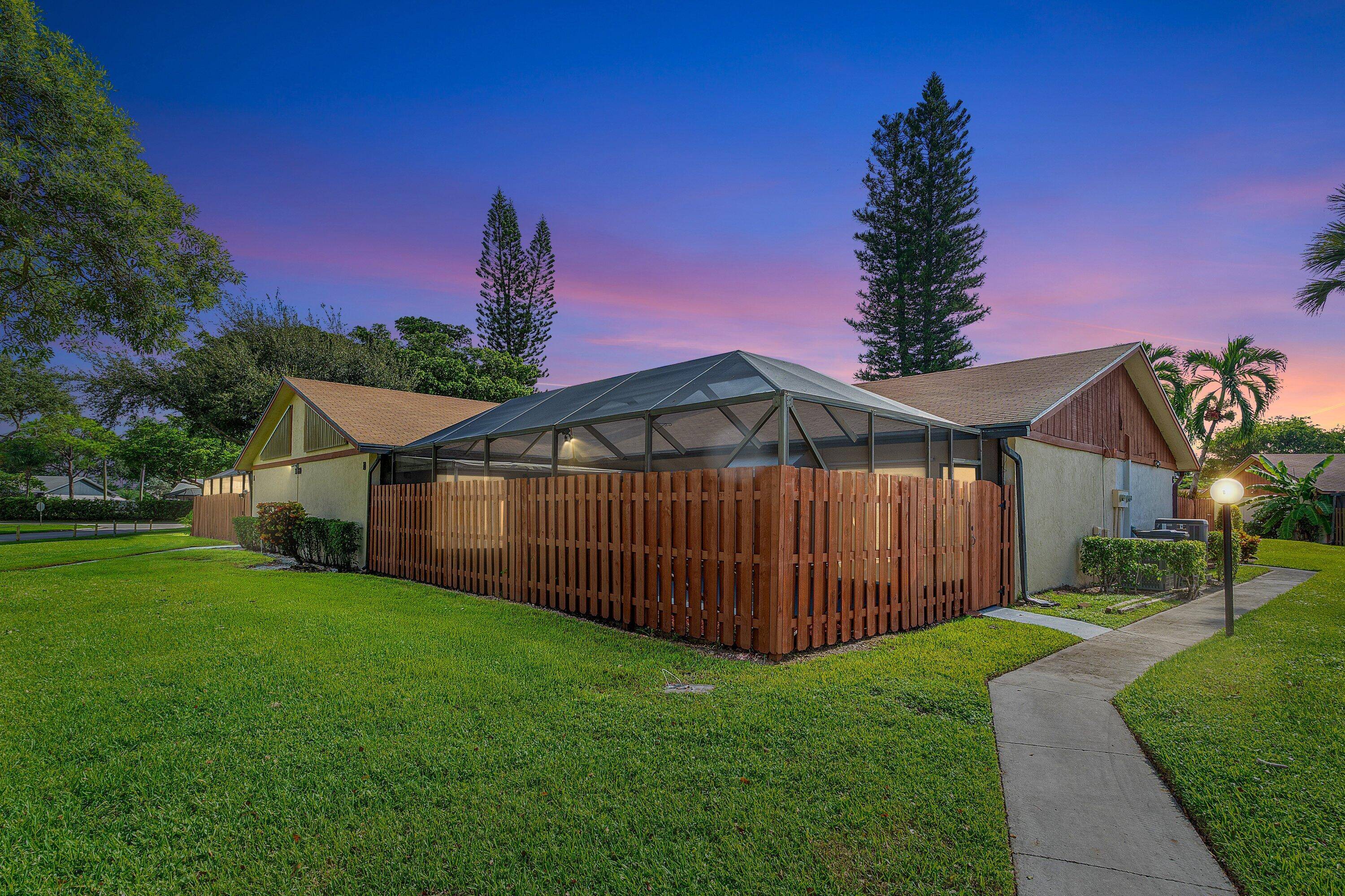 WELCOME HOME This charming CBS construction home features ; a very low HOA, 3 Bedrooms, 2 full baths, spacious screened in 32' x 18' courtyard patio and every big ticket ...