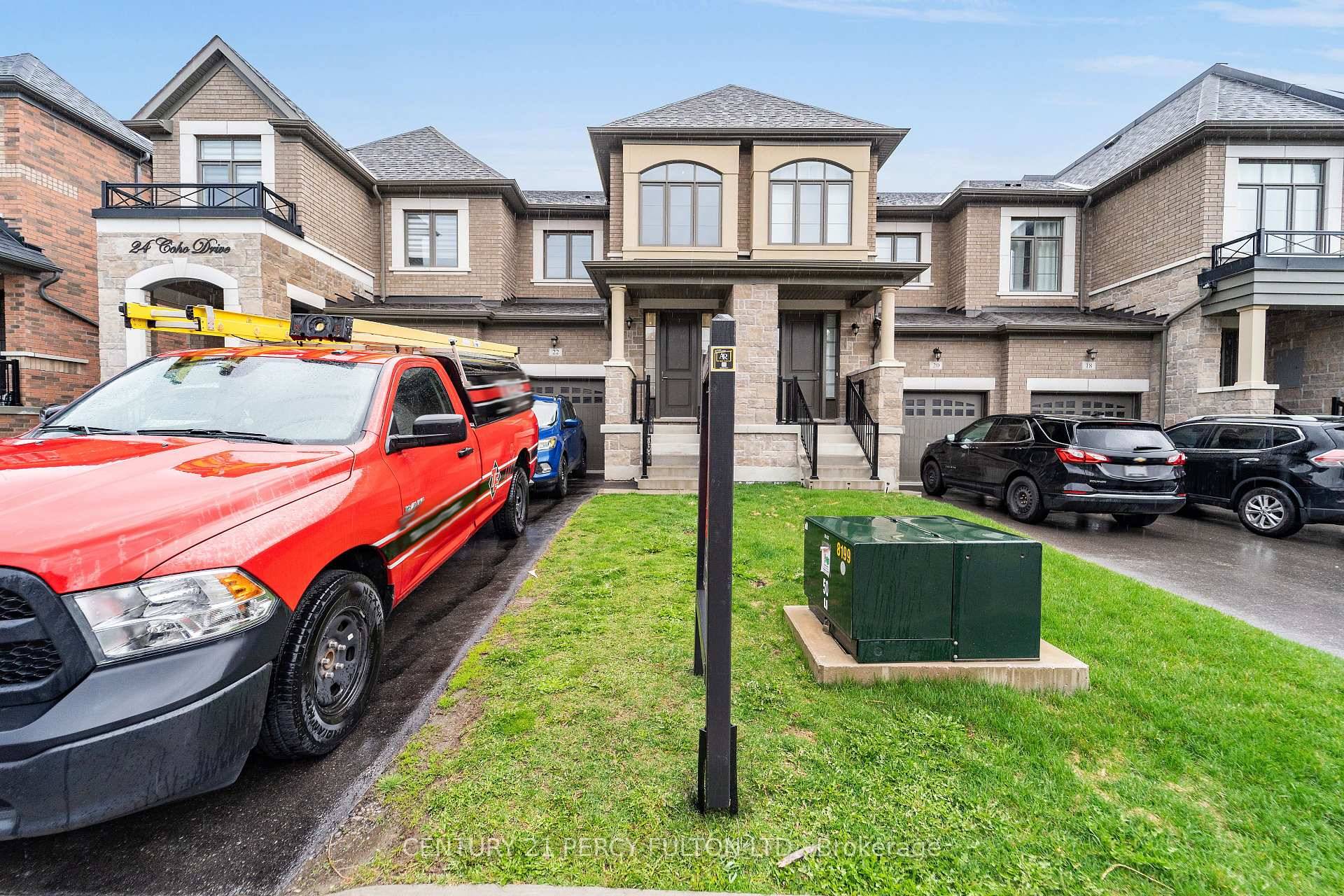 Welcome to 3 Bedroom 3 Bath Townhouse in Lynde Creek one of the prestigious neighbourhood in Whitby.