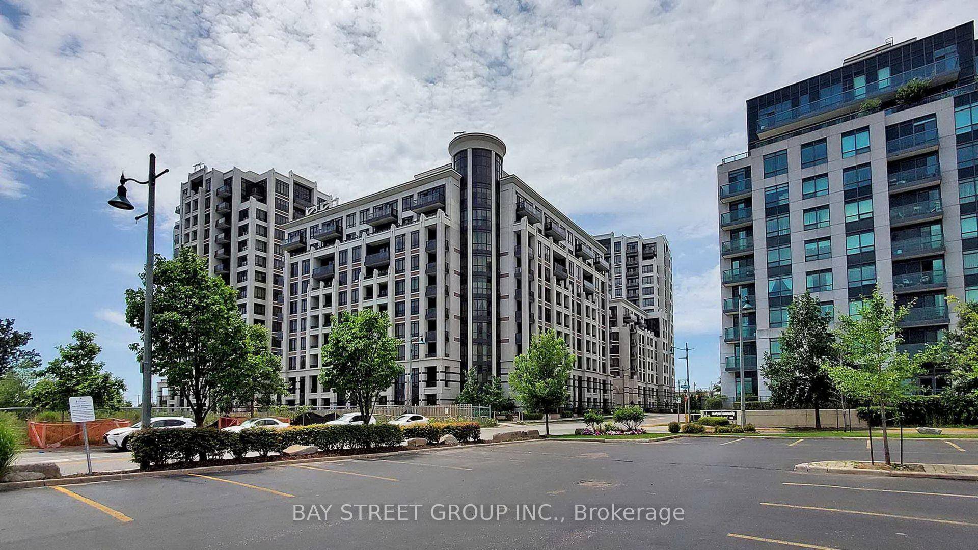 Welcome to this spacious 2 1 bedroom condo with 1, 016 sq ft per MPAC and soaring approx.