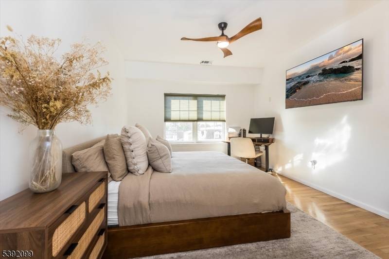 Great location ! Modern, elevator building Condo Includes two bedrooms, two bathrooms, kitchen with granite countertops, and new appliances.