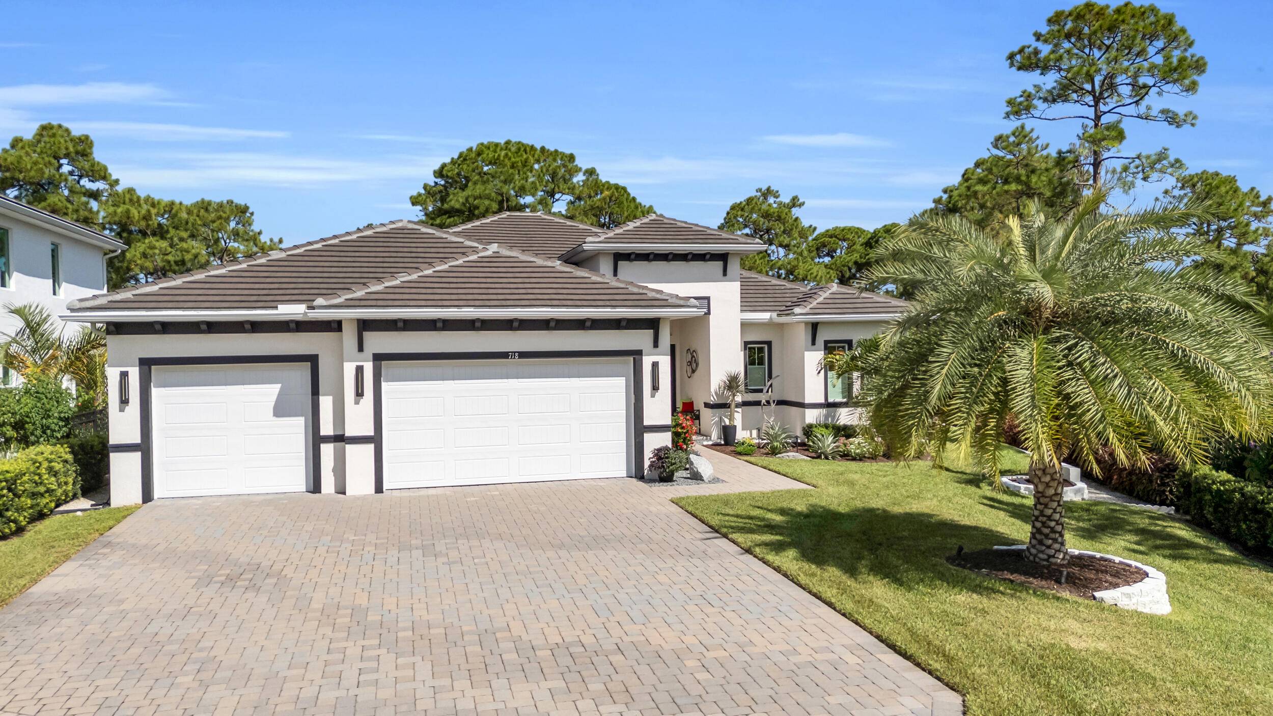 Luxury Living on One of Banyan Bay's Most Exceptional Homesites.