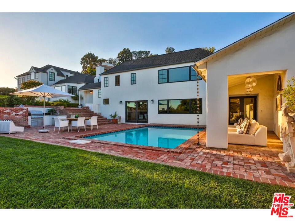 1359 Miller Dr 3BR Sunset Strip La