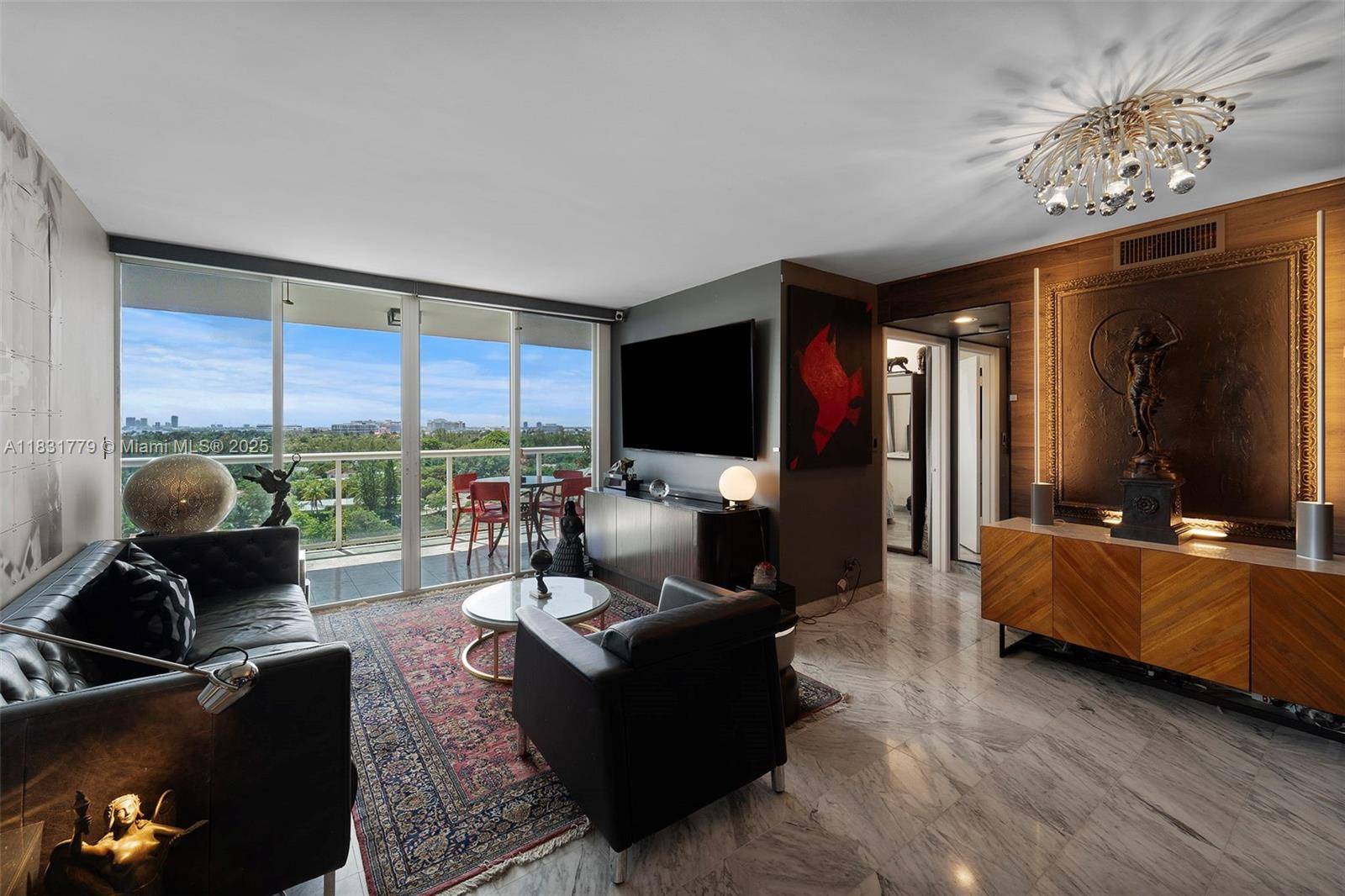 Breathtaking views in the heart of the Faena District !