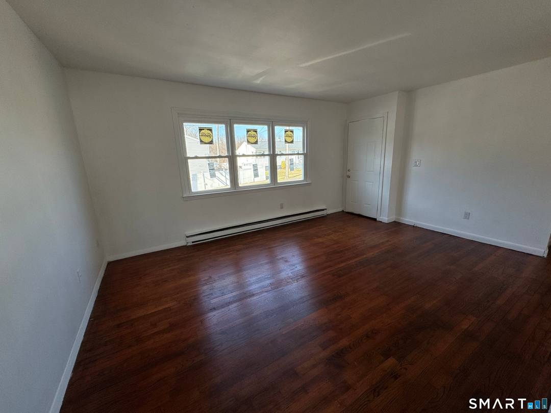 Turnkey 4 family investment opportunity in a convenient West Haven location.