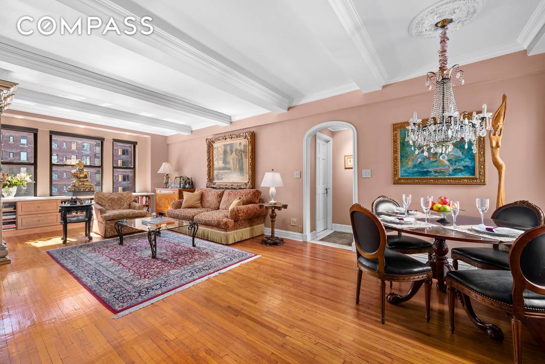 NO BOARD APPROVAL REQUIRED Unlimited subleasing with board approval after two years Non resident visa holders considered Storage locker transfer with sale Luxurious Sutton Place living awaits in this expansive ...