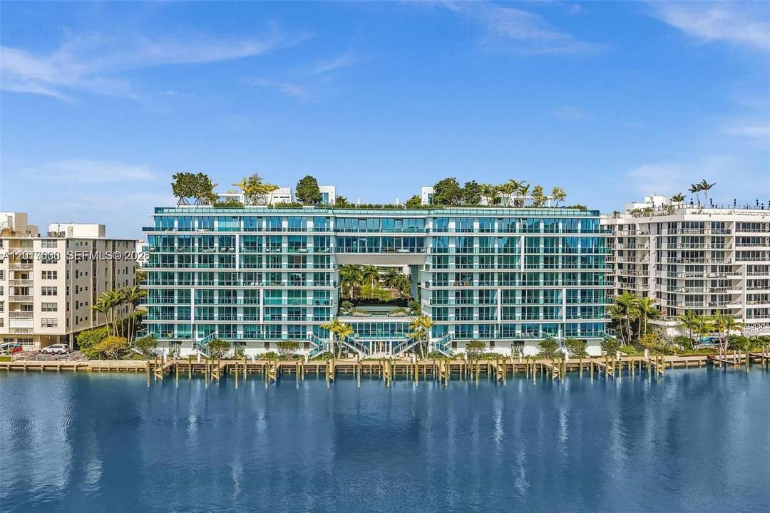 NEWEST CONDO IN THE ISLAND.