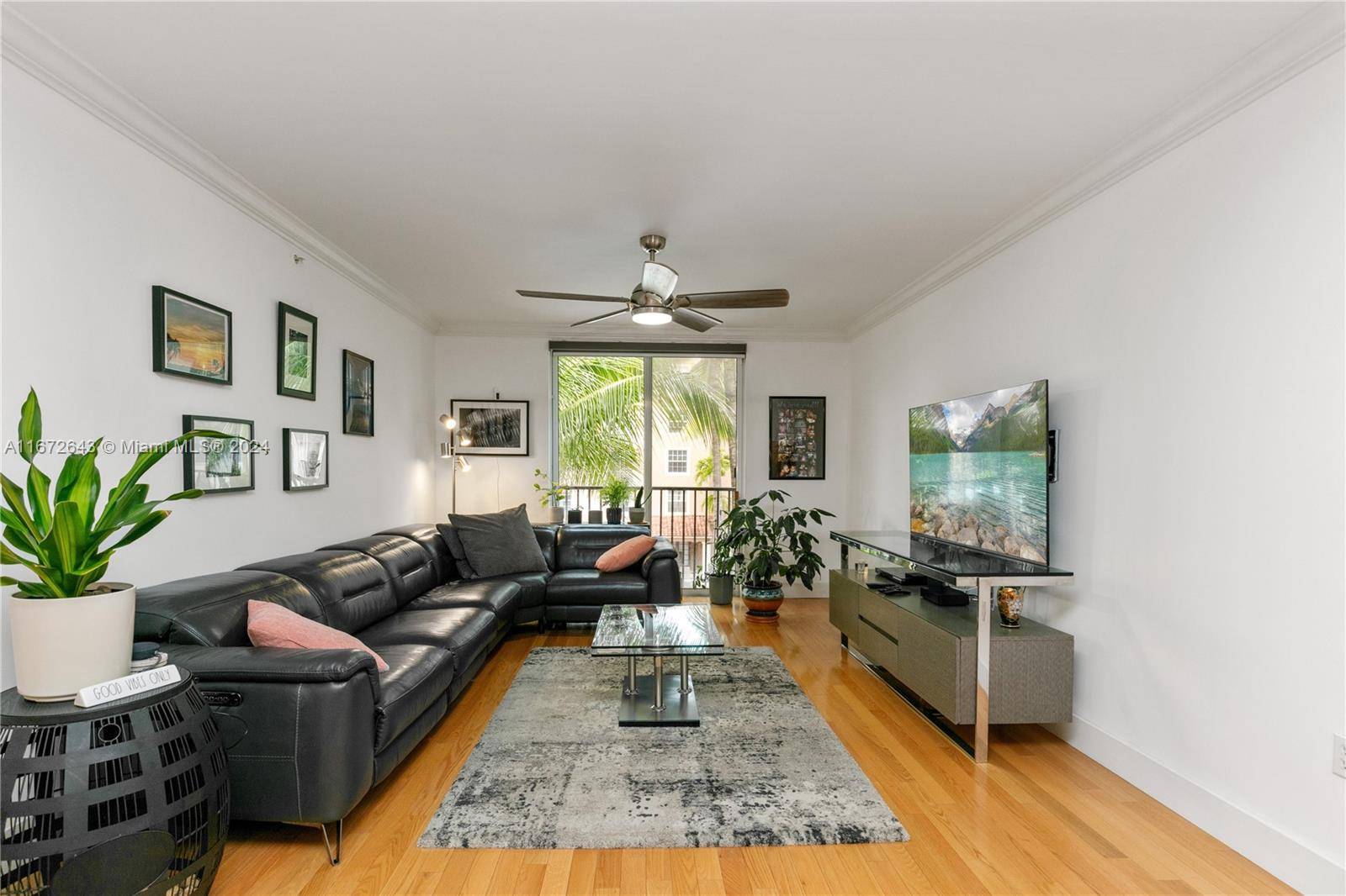 Welcome to this beautifully renovated 2 bedroom, 2 bath condo in the heart of Hollywood Beach !