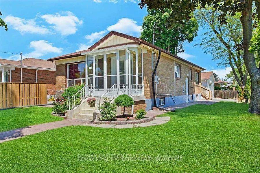 Stunning Sun Filled Home With New Kitchen amp ; Countertops, New Porch, Wooden Deck amp ; Extra Wide All Fenced Yard With Garage And Extra Parking Space, Lovely New Wooden ...
