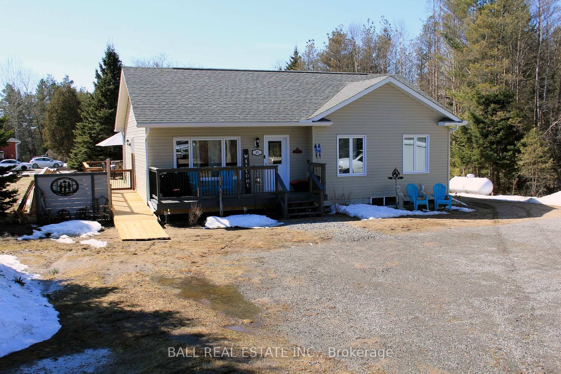 FOUR YEAR OLD HOME WITH TARION WARRANTY for peace of mind 3 BEDROOMS AND 2 BATHROOMS in desirable location.