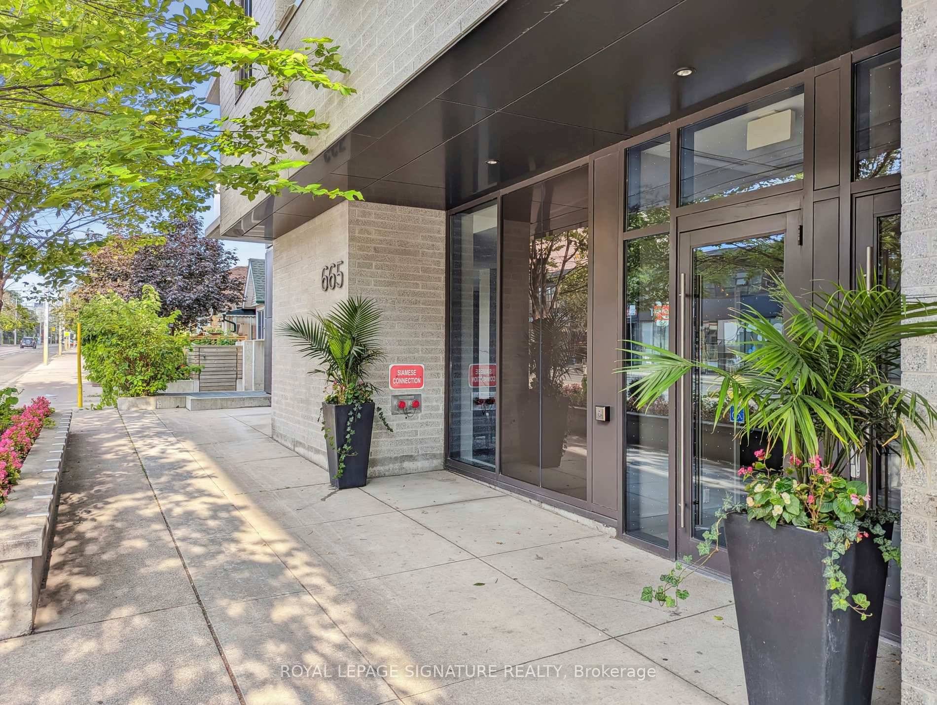 Welcome to The Southwood Condos, where urban excitement meets natural tranquility !