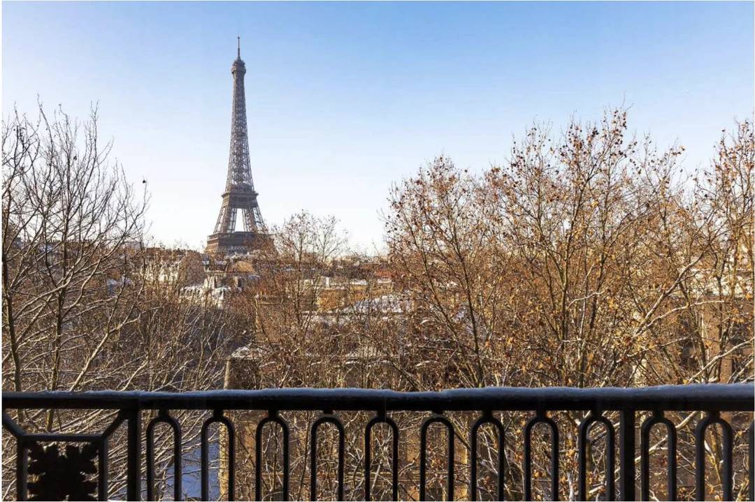 Gros Caillou -200m2 d'exception offrant une vue Tour Eiffel