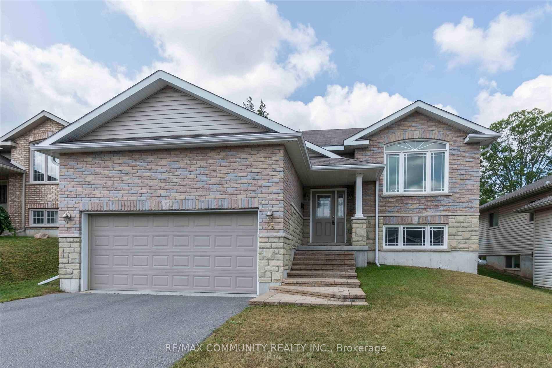 Absolutely stunning double garage detached raised bungalow located in the high demand Frankford community of Quinte West !