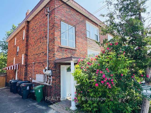 Welcome to this bright, spacious, and fully furnished 2 bedroom apartment located on the second floor of a well maintained multi unit home.