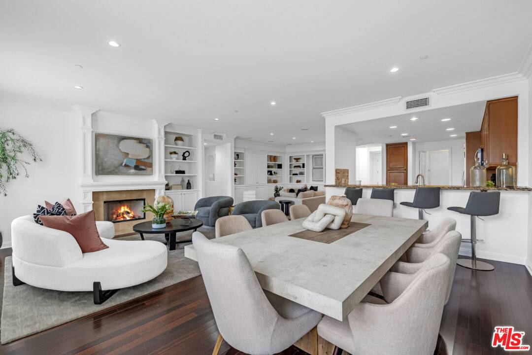 143  N Arnaz Dr 2BR Beverly Grove La