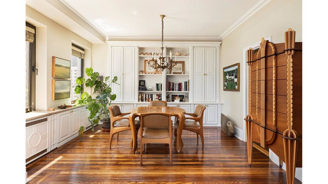 Enjoy a level of unrivaled Service and Attention at the luxurious Ritz Tower located in the heart of Manhattan.