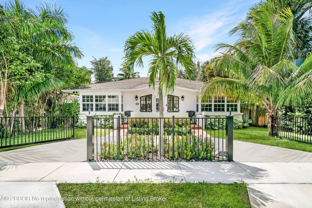 Welcome to 302 Wildermere Road, a beautifully restored circa 1915 residence in the highly sought after Mango Promenade neighborhood, adjacent to El Cid and located in the heart of West ...