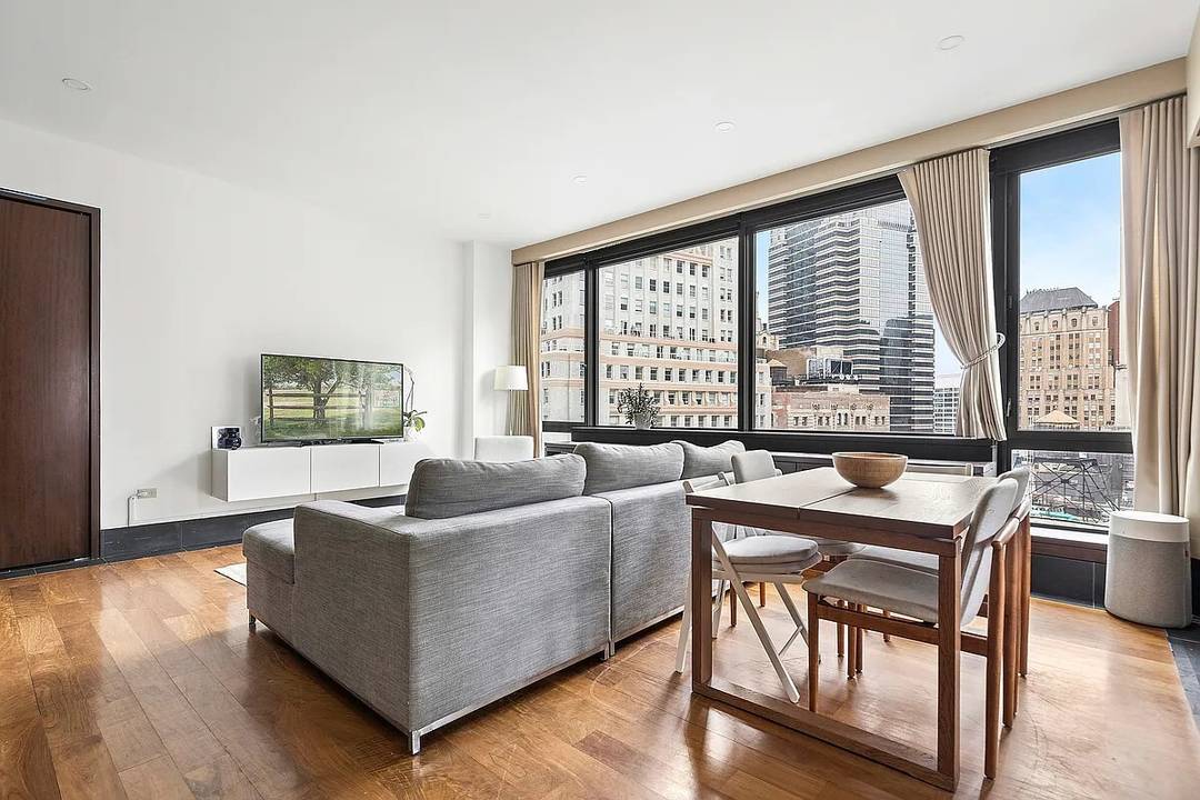 PH3H is the kind of apartment that stops you in your tracks.