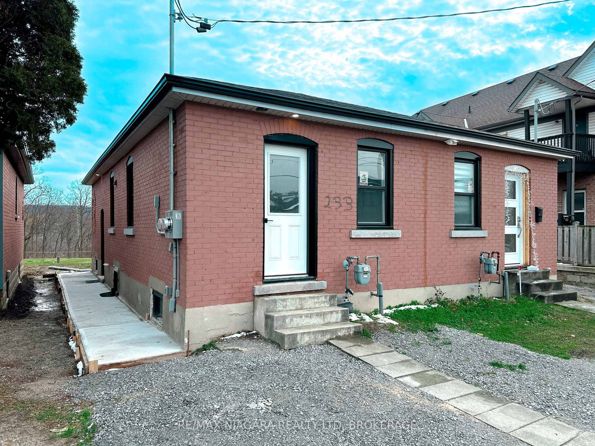 Add this Fully leased, turnkey property to your portfolio !