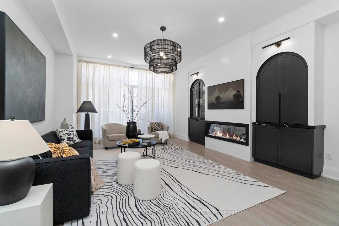 Nestled in the heart of the city, this stunning fully furnished townhouse offers a seamless blend of luxury, sophistication, and functionality.