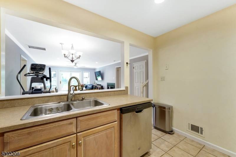 Location, location, location Welcome to Your Home in South Orange !