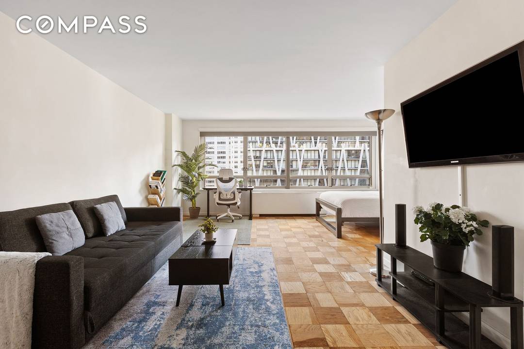 Welcome to Residence 12C at 170 West End Avenue, a bright, spacious, and thoughtfully designed alcove studio located within the Upper West Side s coveted Lincoln Towers community.