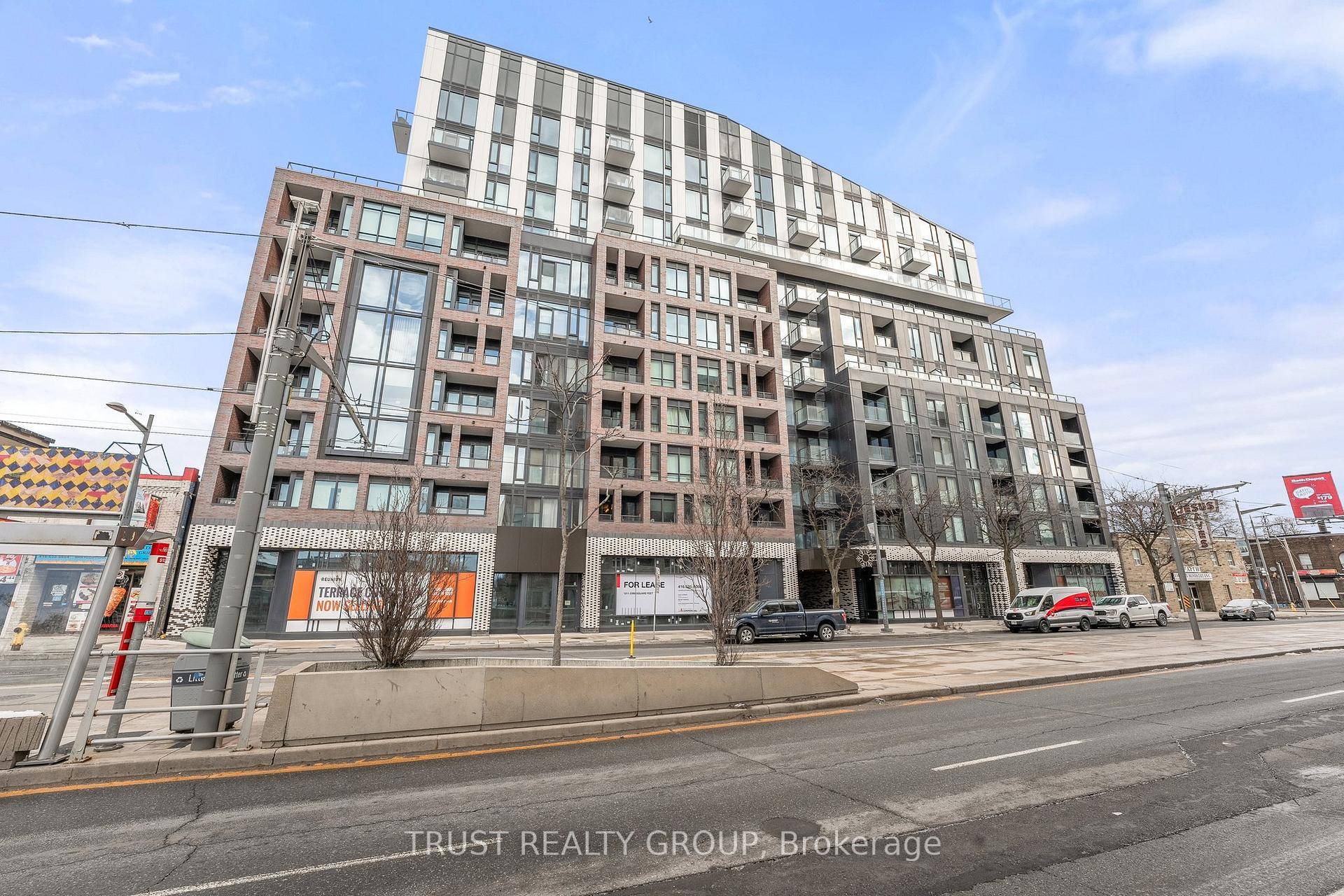 Welcome to Torontos hottest up and coming West End neighbourhood !