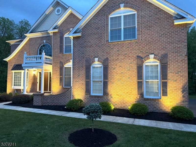 Discover the perfect blend of timeless elegance and modern comfort in this stunning 4400 sf brick colonial home nestled in the prestigious Morris Hunt community of Flanders built by Toll ...
