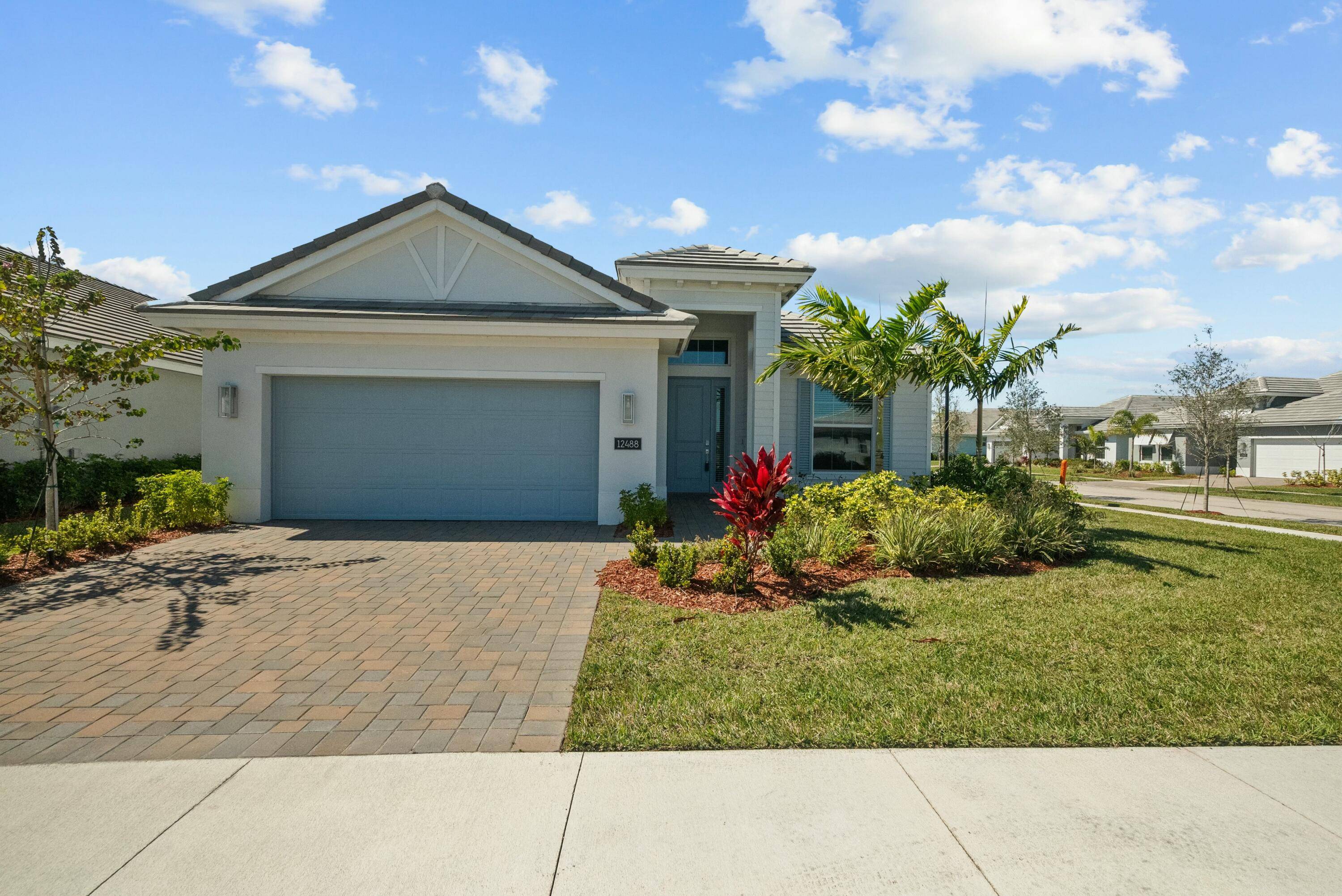 PRICE IMPROVEMENT 509, 074 REDUCED to 449, 074 !