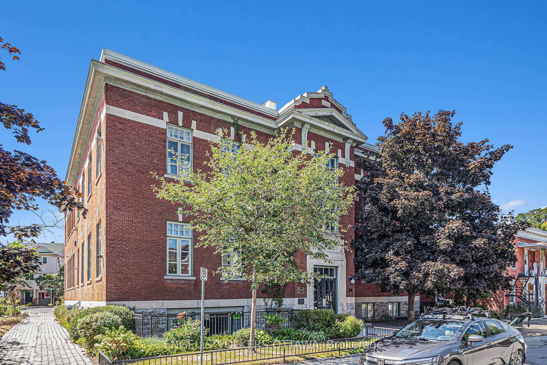 Welcome to 24 Springfield affectionately known as The Lofts.