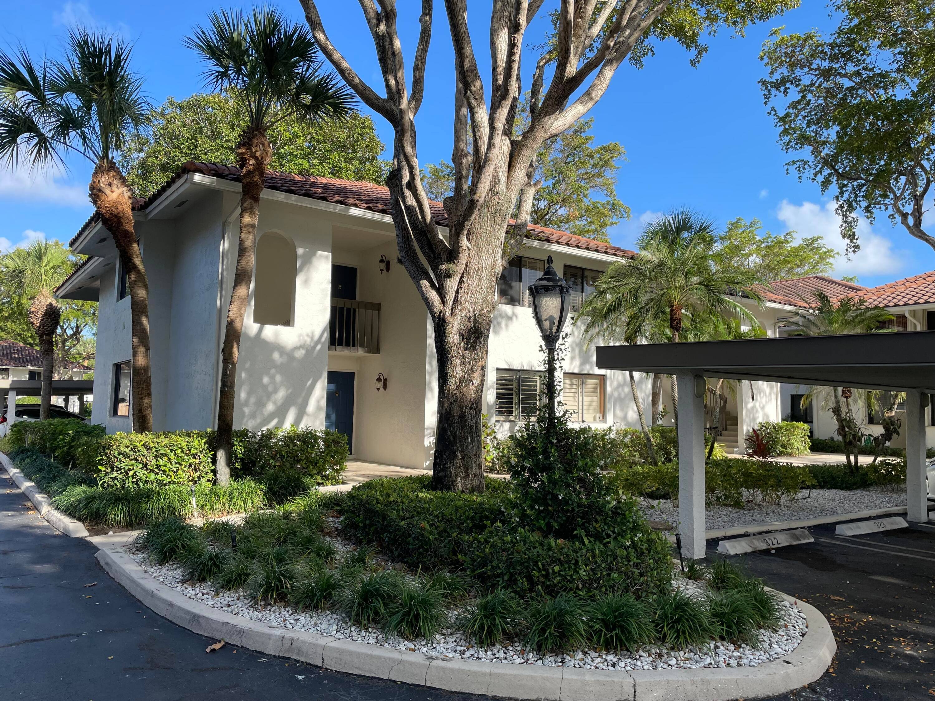 Rarely available amazing opportunity in Pelican Point, Delray Beach East of U.