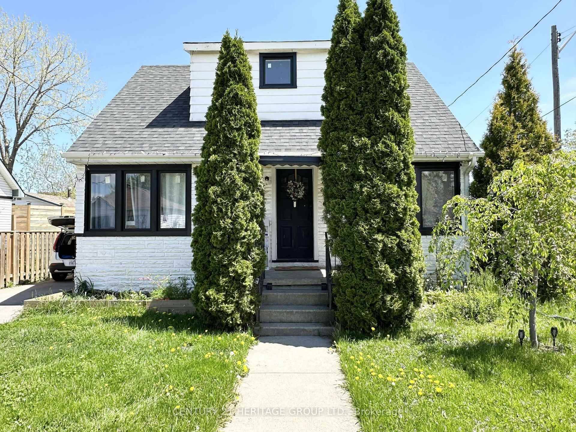 Prime Investment Opportunity Steps from Mohawk College !