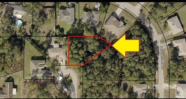 LAST VACANT LOT ON BEAUTIFUL CUL DE SAC STREET NEAR THE ST.